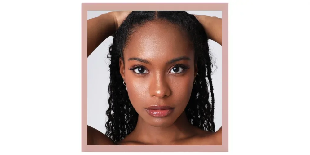 Neutralizing Dark Melanin-Rich Lips