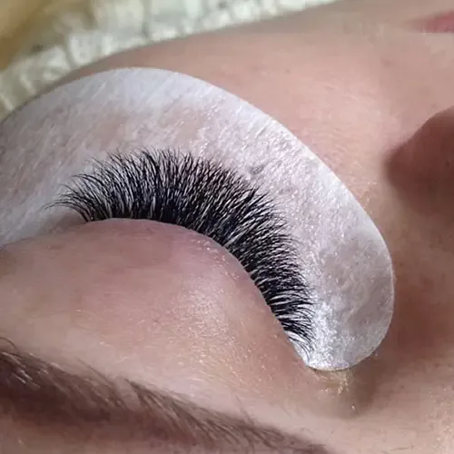 Eyelash Natural Extensions Customer