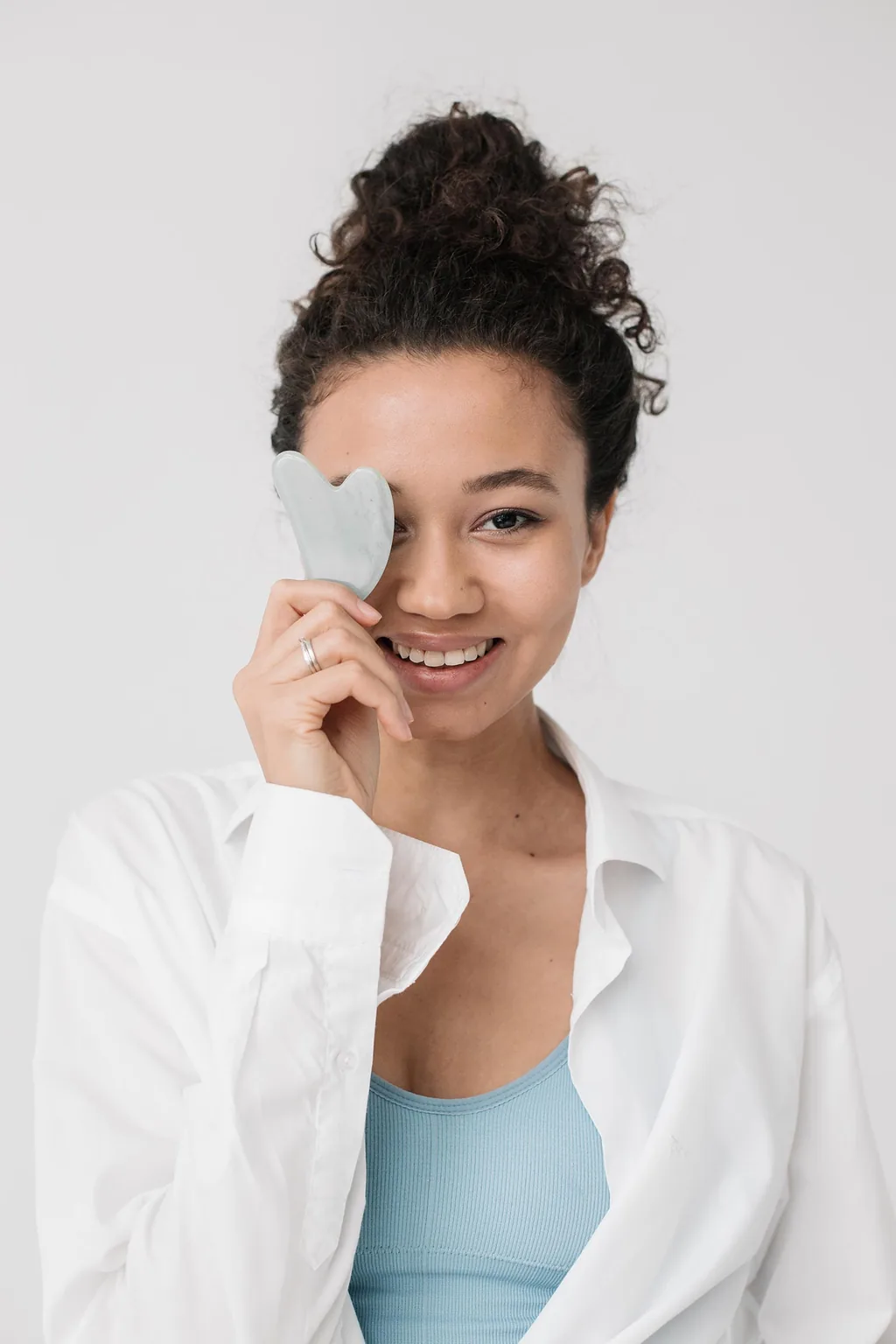 What sculptural face massage actually does