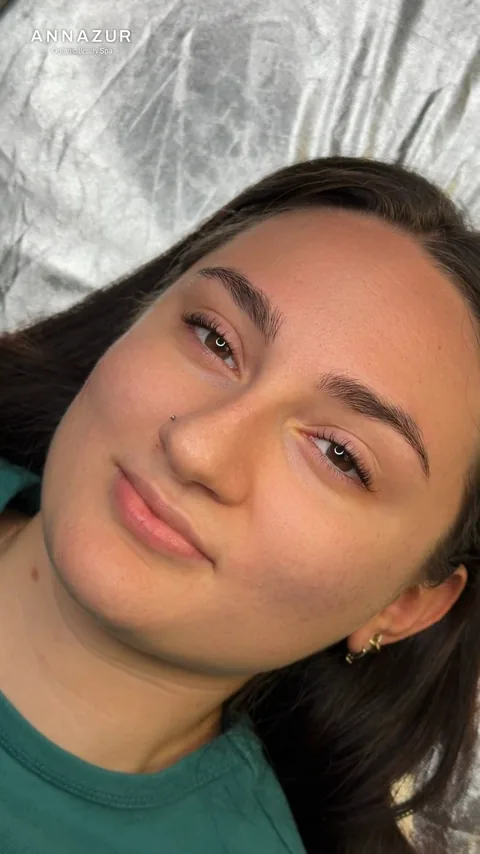 Soft everyday powder brows at ANNAZUR, Jacksonville FL