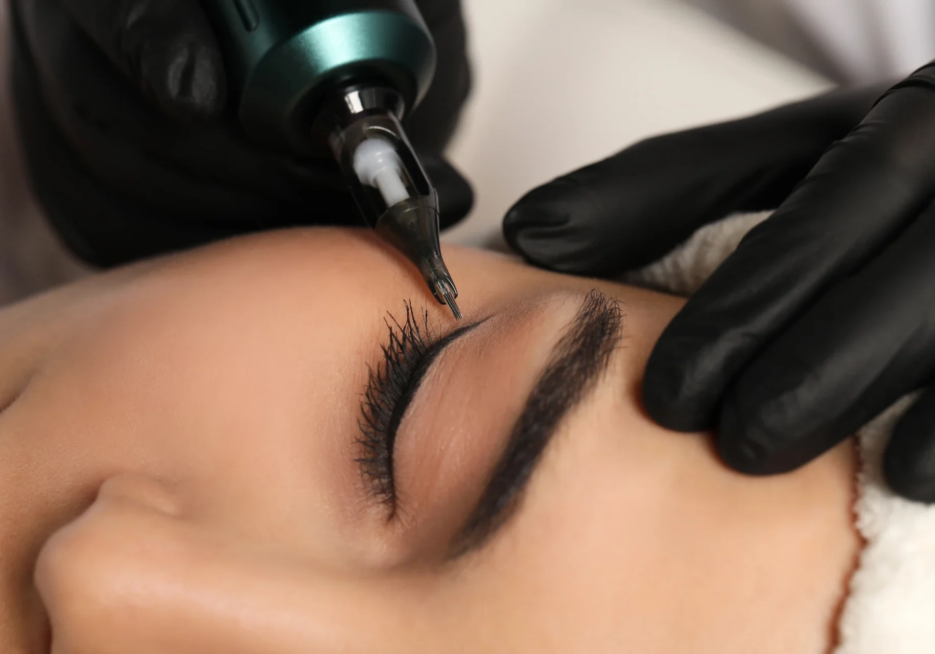 Eyeliner Permanent Training