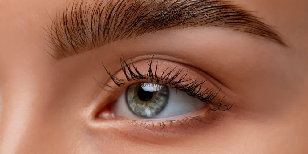 Lash Twisting Lash Twisting